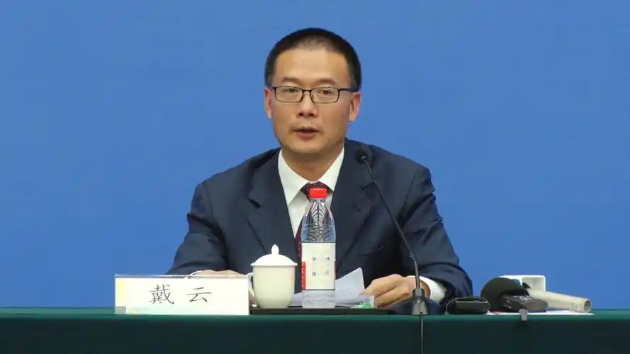 10月17日下午,第22届宁波国际服装节新闻发布会在宁波泛太酒店举行.