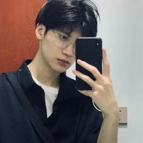 好看的头像男阳光帅气