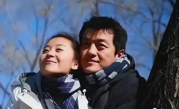 柯蓝爱情悲歌李亚鹏当她跳板李泉逼她结婚50岁单身有一个伴侣