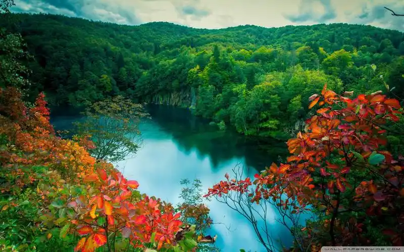 静心减压,大海波涛澎湃 海浪漩涡景色,放松身心