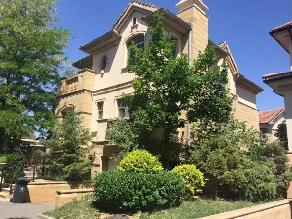 蓝岸丽舍英式独栋 南向大花园 邻水 潮白河景观房