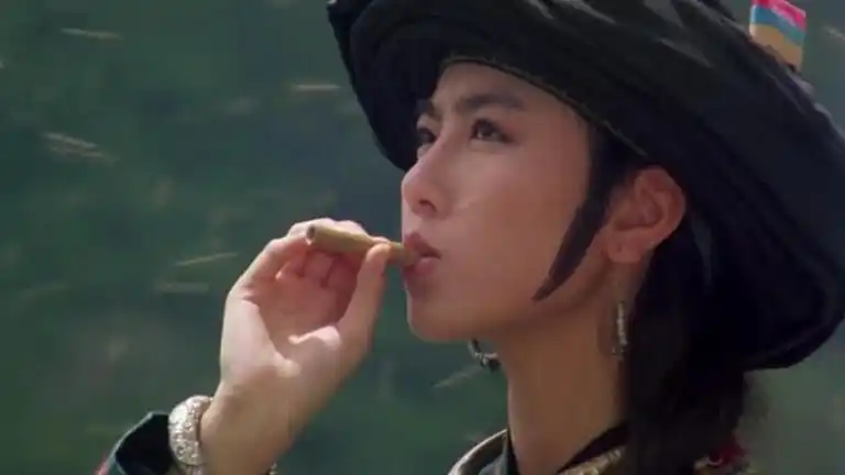 港产片中的这类"降头&邪术"电影,看完不禁天灵盖散出一丝凉气