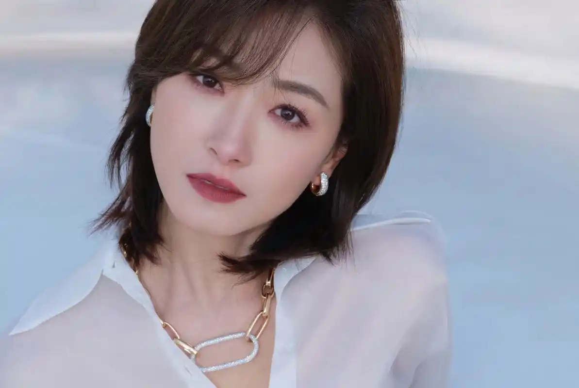 99万茜写真,惊艳全场!