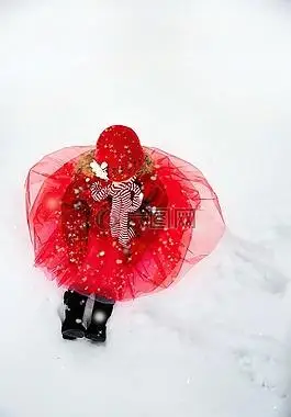 小女孩在雪地,冬天,雪