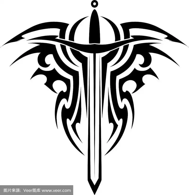 带有中世纪剑的部落纹身