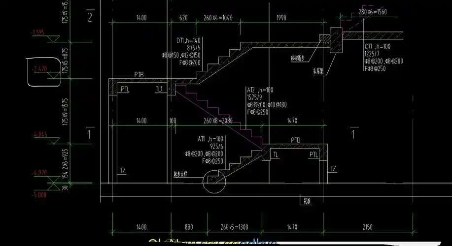 楼梯详图里面ptb剖面图标高和平面图标高不一致圈白线处