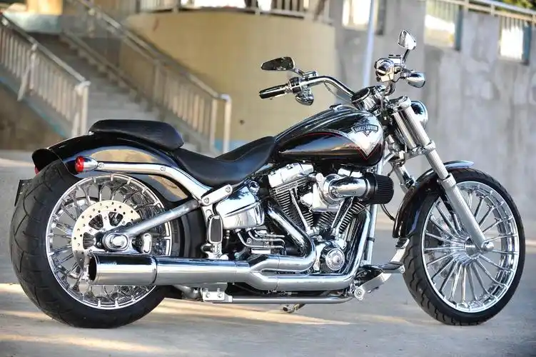 2013年哈雷cvo突破者110立方