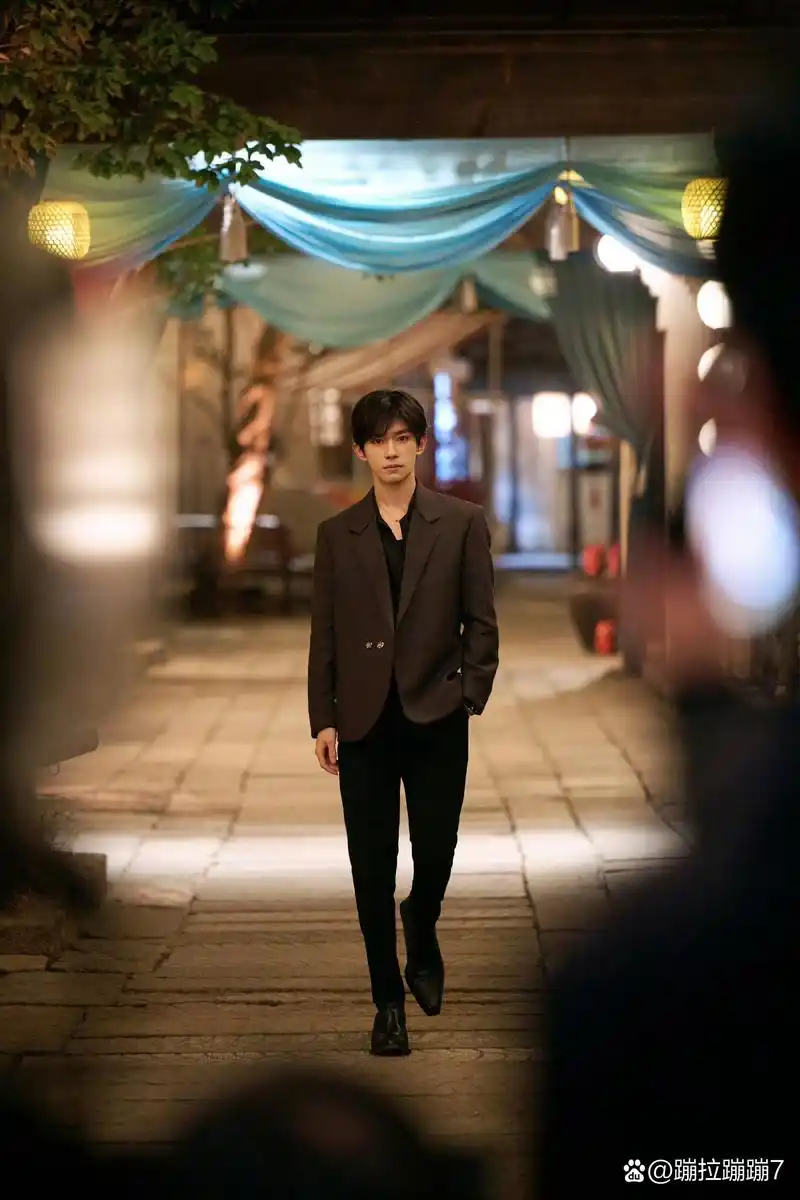 易烊千玺# #明星# #头像