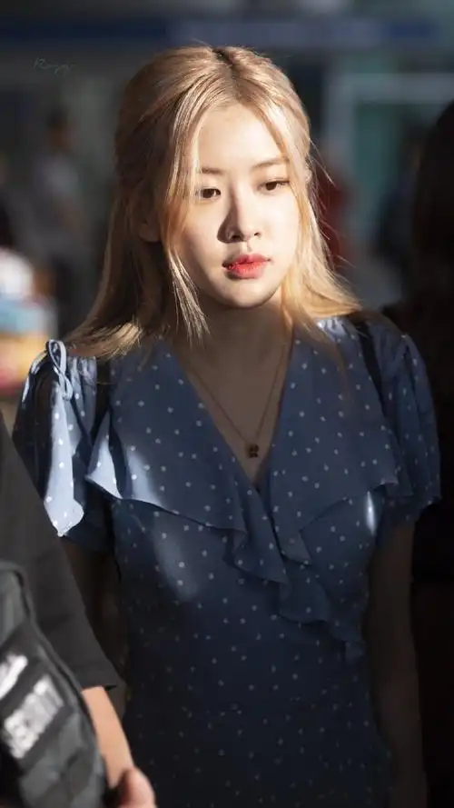 rose朴彩英_blackpink