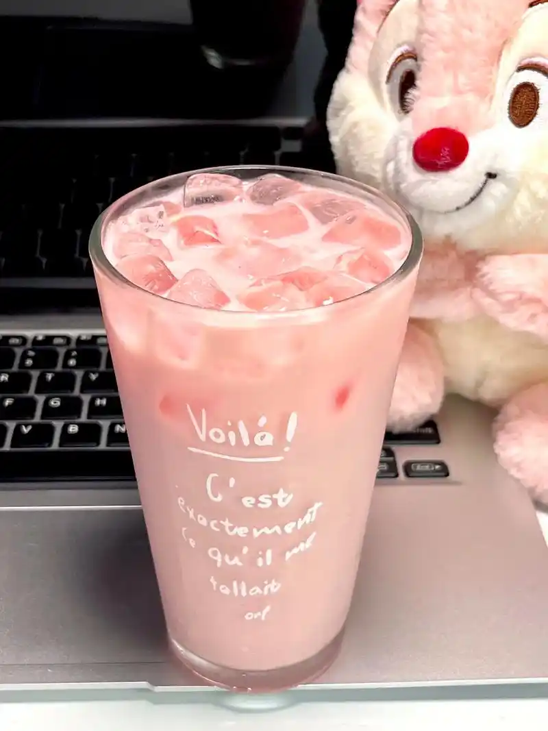 真的巨巨巨好喝!甜甜的西瓜加牛奶!真的太好喝 - 抖音