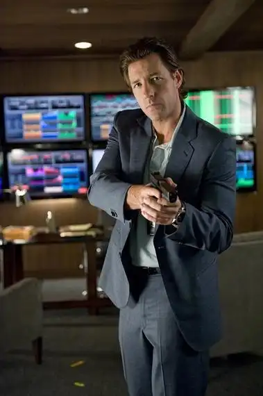 亚历克斯克洛斯