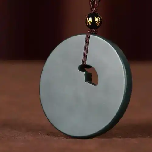 新疆天然和田玉青玉吊坠荷花玉佩男女款玉石塔青一细莲花项链玉坠