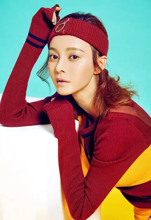 祝愿她以后的道路一帆风顺第五位王瑞子于出演过多部人气古装热剧而被