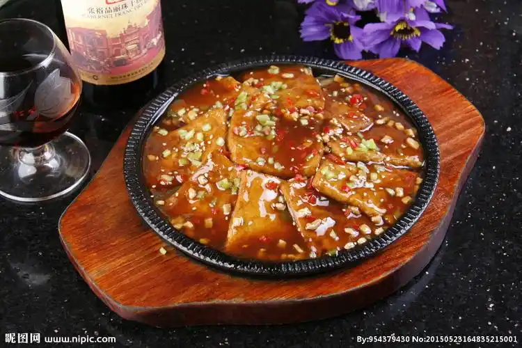 韩式铁板豆腐图片