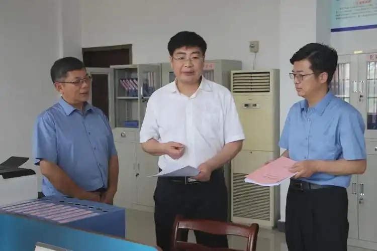 平桥区委常委,政法委书记丁春雷到区检察院调研政法