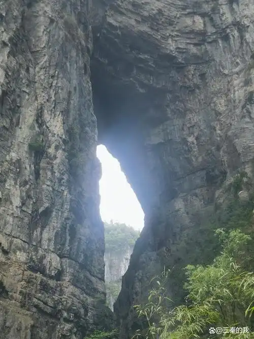 天然的景观天生桥