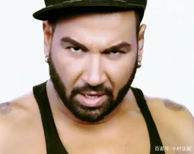 他是火遍全网的"保加利亚妖王",现卸下浓妆露出素颜,帅到不敢认