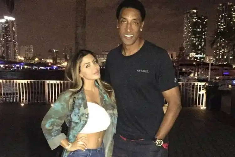 和小17岁的乔丹儿子交往是什么感受皮蓬前妻坦言很耗费精力