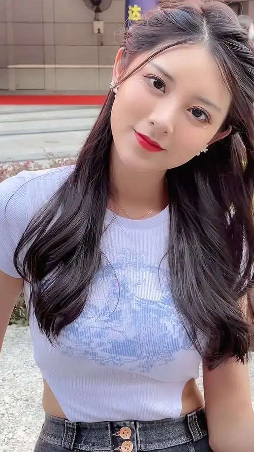 清纯可爱你丫头