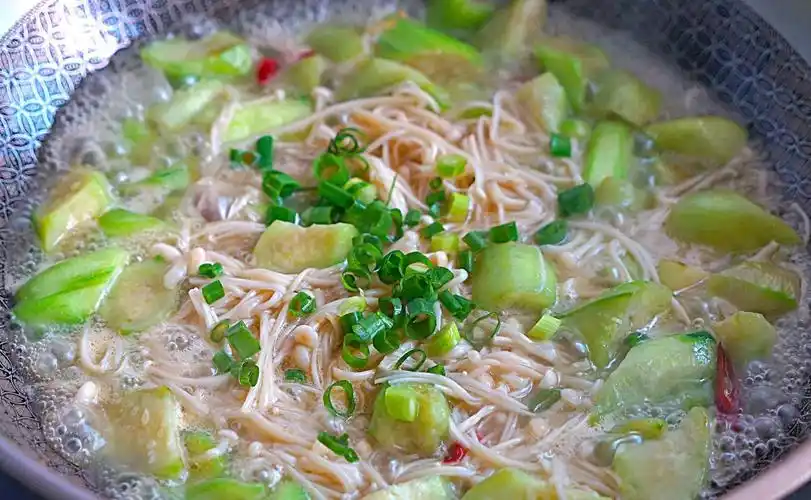 味道鲜美,营养丰富又清热去火,大暑节气常吃点这样清淡的菜是再好不过