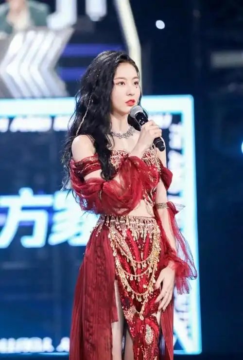 东方卫视金曲青春正式开播丝芭家族担当snh48孙芮应战