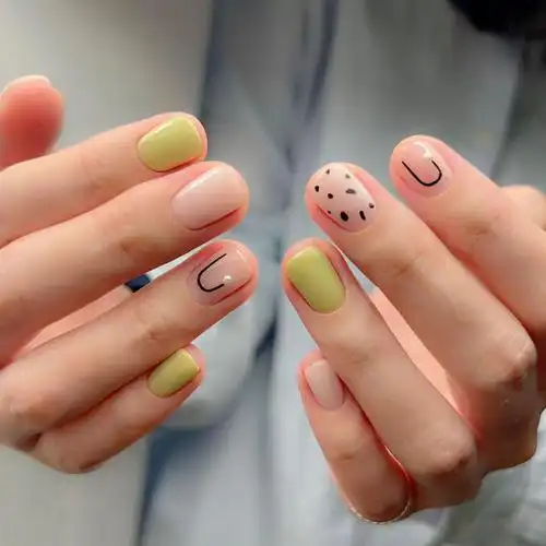 美甲帮 - 美甲图片2022新款式,简单美甲图片大全,美甲款式美甲教程