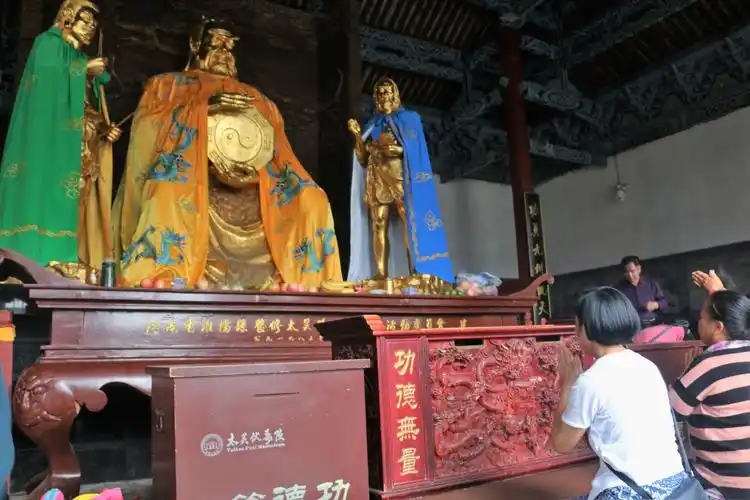 雨大挡不住游太昊陵祭伏羲