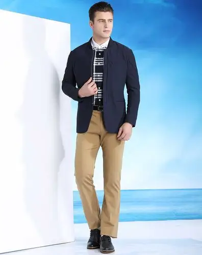 超弹时尚个性镂空格简洁立领男士休闲装