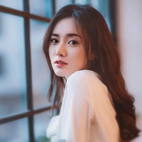 人生来本是自由的可生活让我们不得不为自. 来自江铠同 - 微博