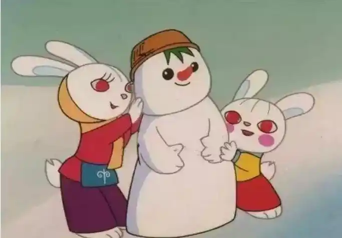 北方冬天的快乐堆雪人