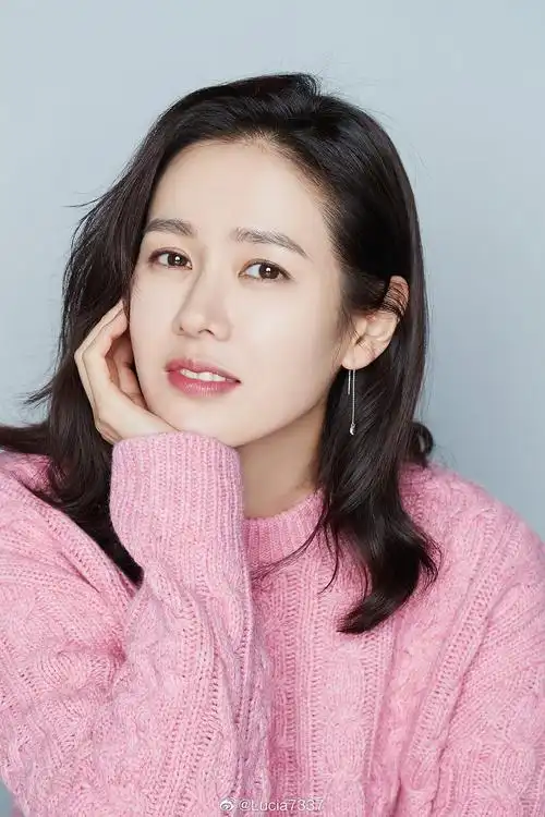 孙艺珍刚出道时期长相(多图)