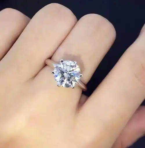 1克拉钻戒一般多少钱1克拉钻戒多大