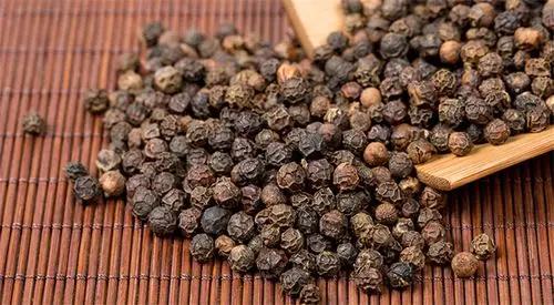 花椒胡椒藤椒傻傻分不清没关系做出的菜好吃就行