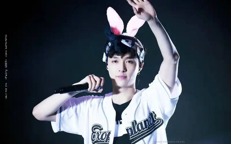 张艺兴舞蹈混剪(新手)