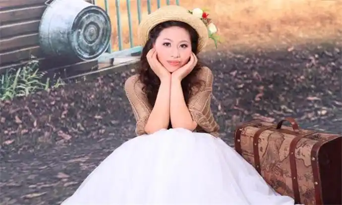 田海蓉的妹妹田海燕真的吗田海蓉与田海燕图片对比神似