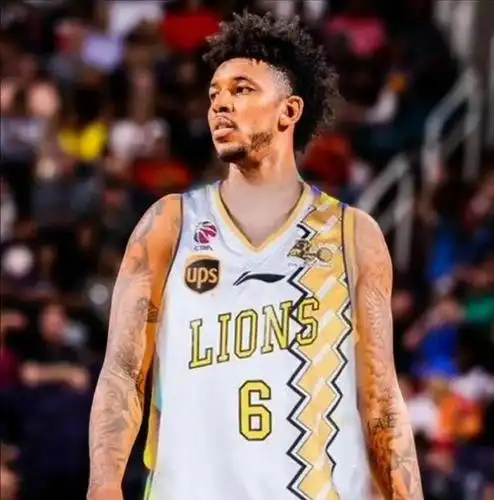 尼克杨签约cba!勇士总冠军后卫来了