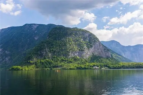 2021看完了经典的风景,我必须马上决定一件事情,就是继续往山上走,看