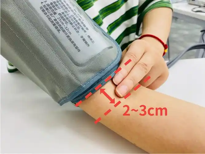自测血压要注意你的袖带绑扎正确吗