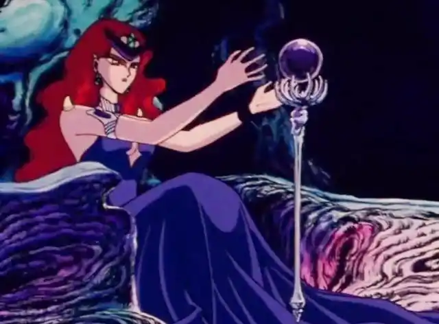 战士也都有着自己的特点,其中在第一部中黑暗王国势力的邪恶女王贝利