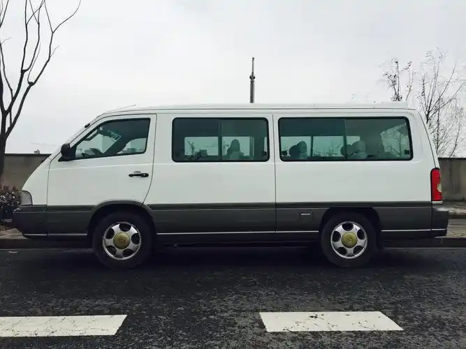 15座奔驰商务车寻找班车,上下班接送