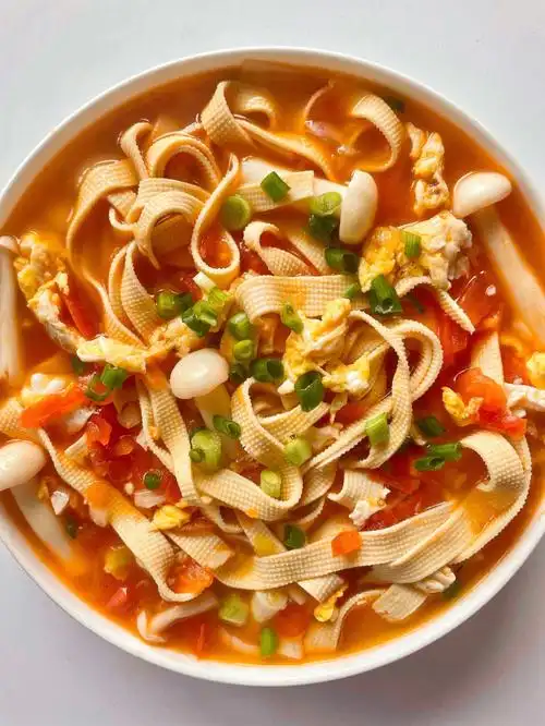 第你分享第10道减脂餐番茄鸡蛋豆皮汤