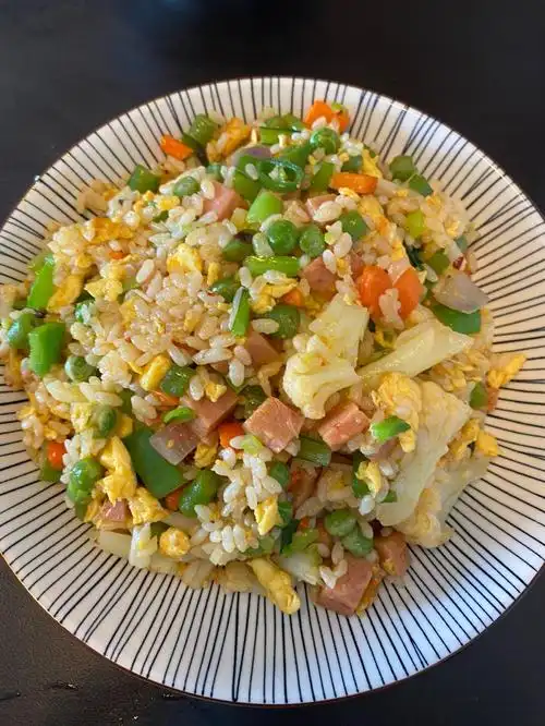 暂时叫它什锦炒饭吧