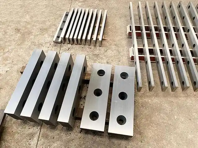 龙门剪刀片材质的选择及更换刀片注意事项