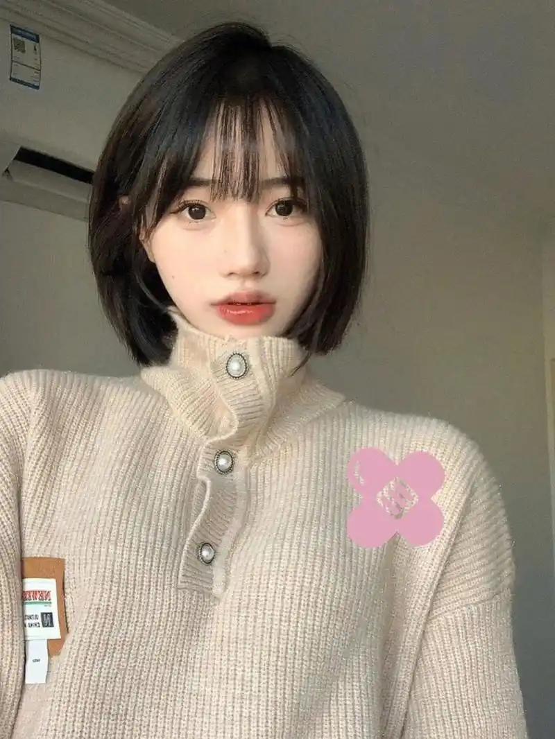 超适合大部分小脸女生的短发短发77超显脸小 适合大部分小脸女生的