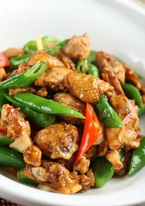 大厨教你,"生炒鸡块"的正宗做法,香辣下饭_腾讯新闻