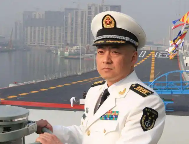 山东舰舰长作为最高指挥者相当于什么级别的军官看完别不相信