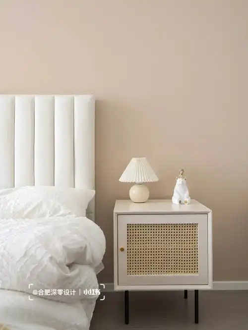 把奶咖色搬进卧室又多了个不想出门的理由