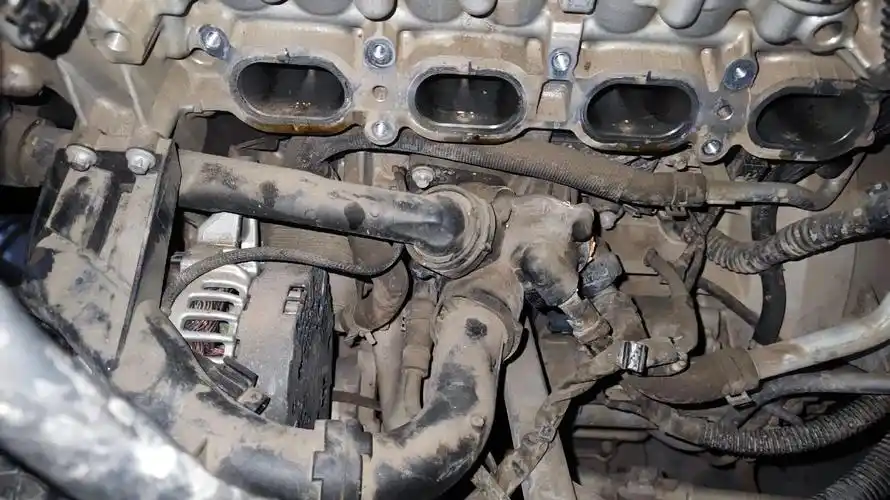 奔驰c180电子节温器.干这个活,你们收多少工时?#汽车保养 - 抖音