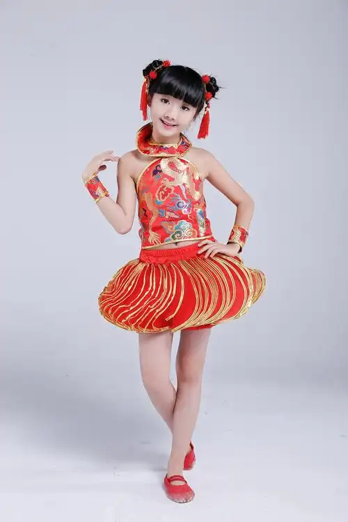儿童喜庆中国红表演服儿童中国风打鼓服年画娃娃幼儿肚兜灯笼服