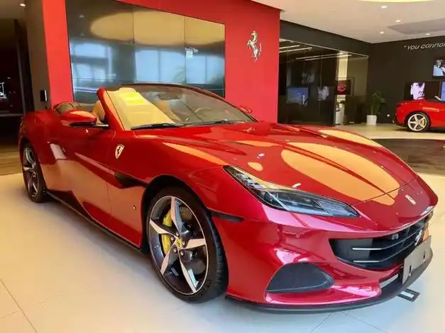 法拉利波托菲诺m红色敞篷现车颜色全一降到底